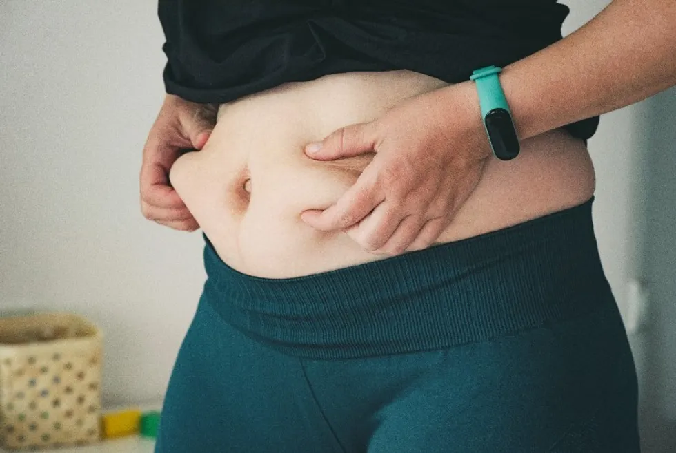 How to Reduce Belly Fat After 40 Without Spending Hours on Cardio